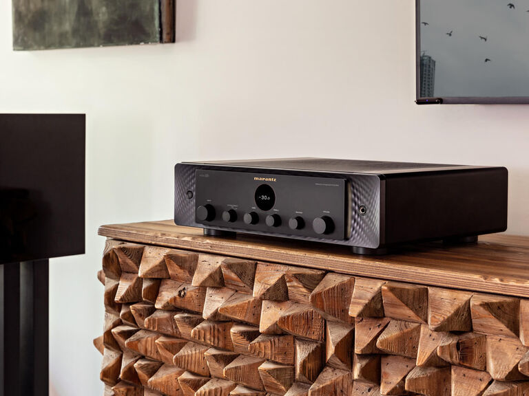 MODEL 40n - Luxurious Look and Feel