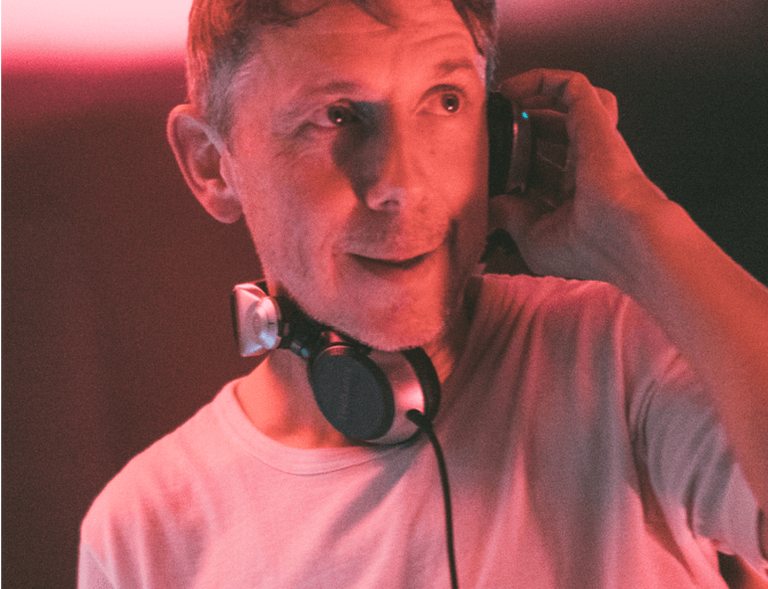Giles Peterson - Dj listening
