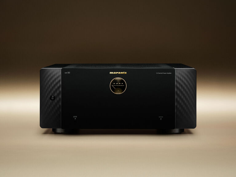 AMP 10 - Black lifestyle view
