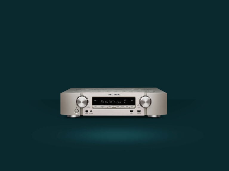 NR1510 - Silver front view Lifestyle