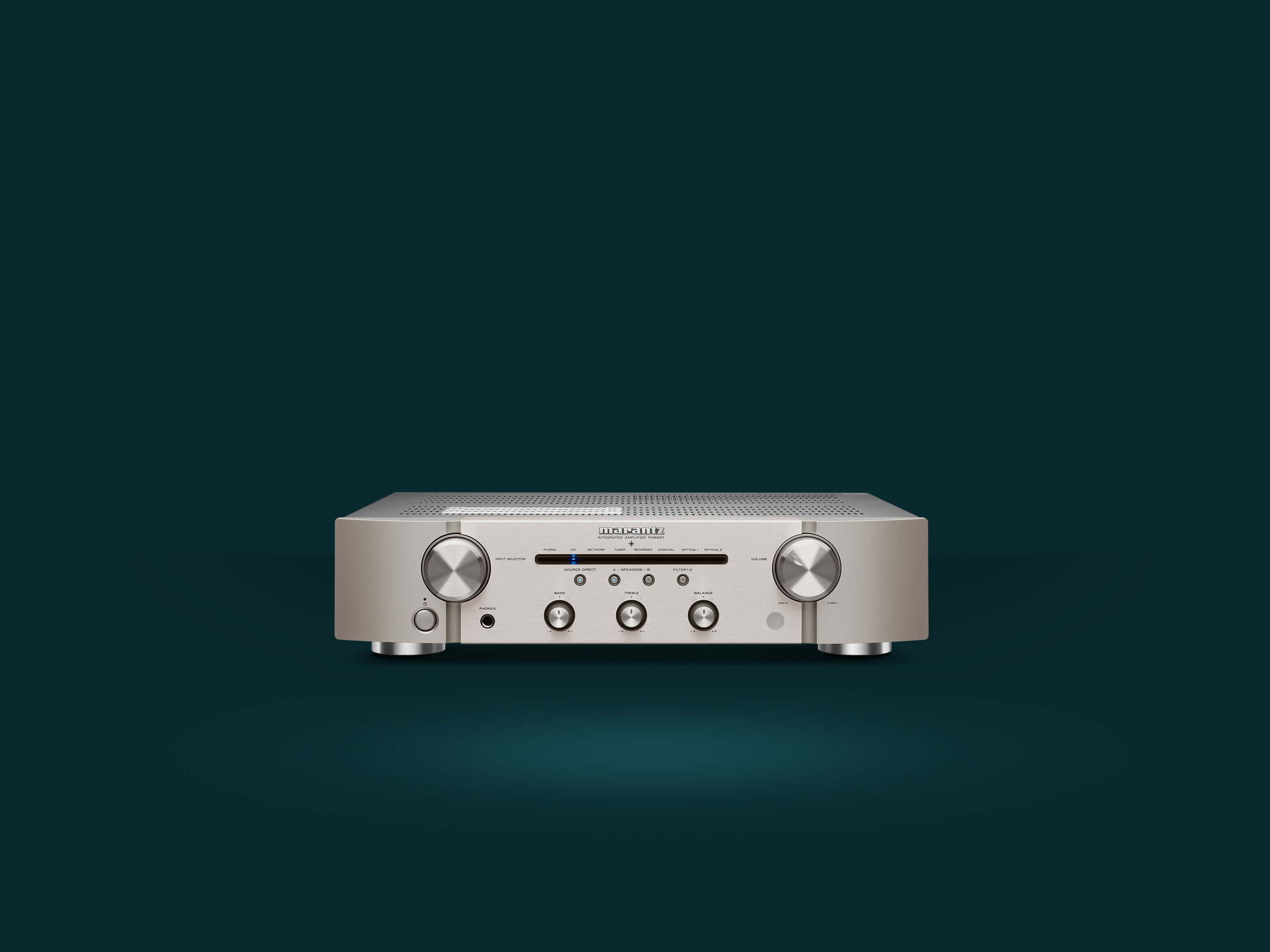 PM6007 - Silver lifestyle