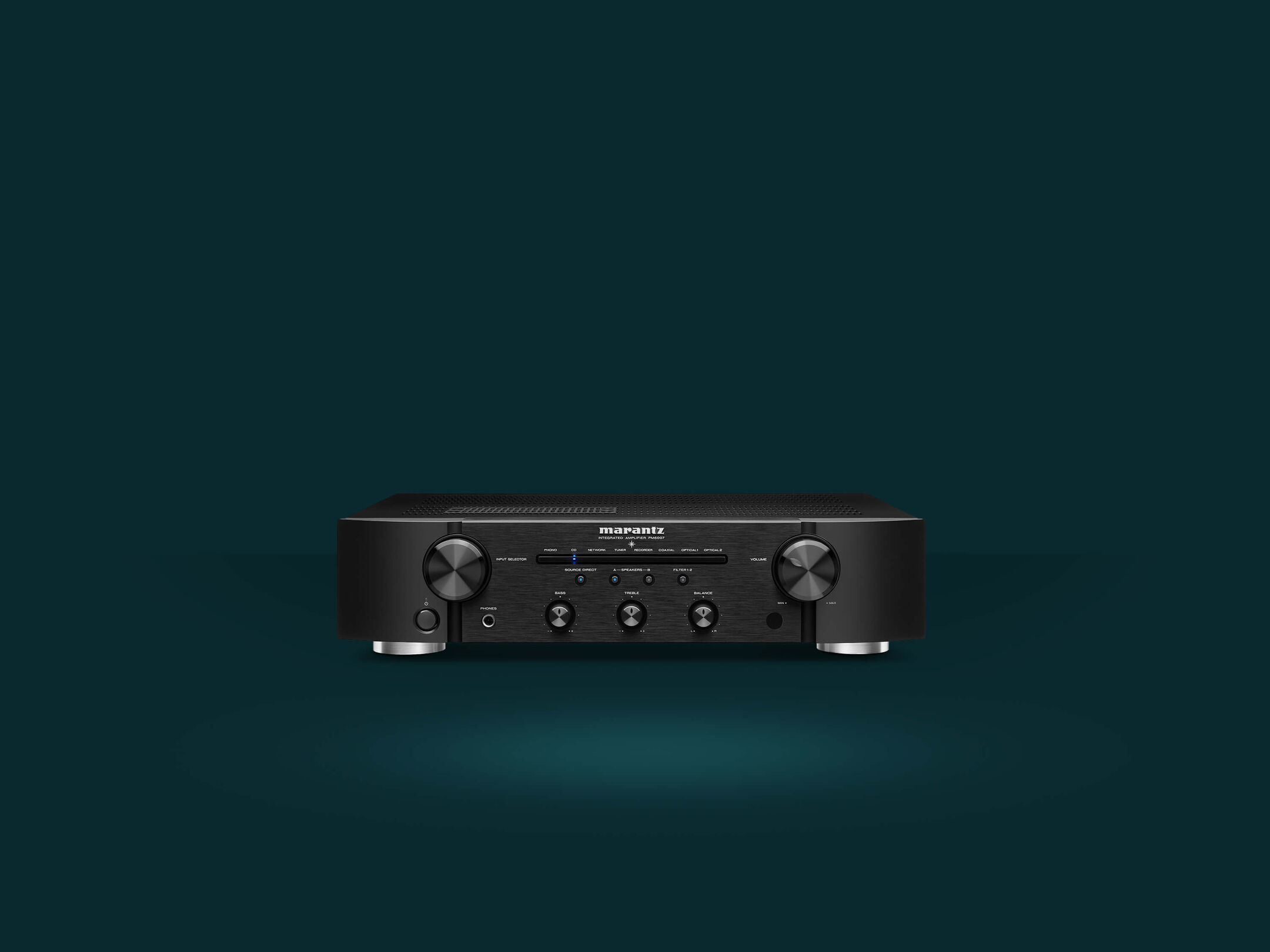 PM6007 - Black lifestyle