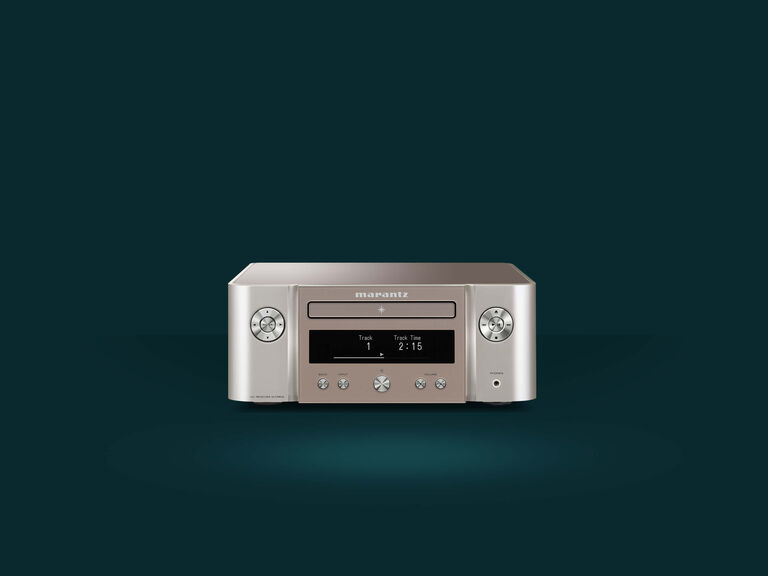 M-CR612 - Silver gold front view Lifestyle